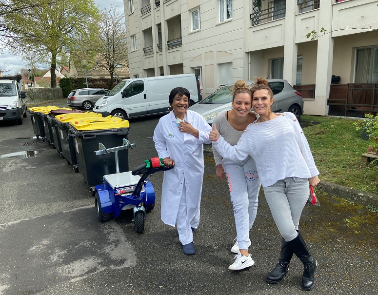 tire-poubelles tracteur électrique